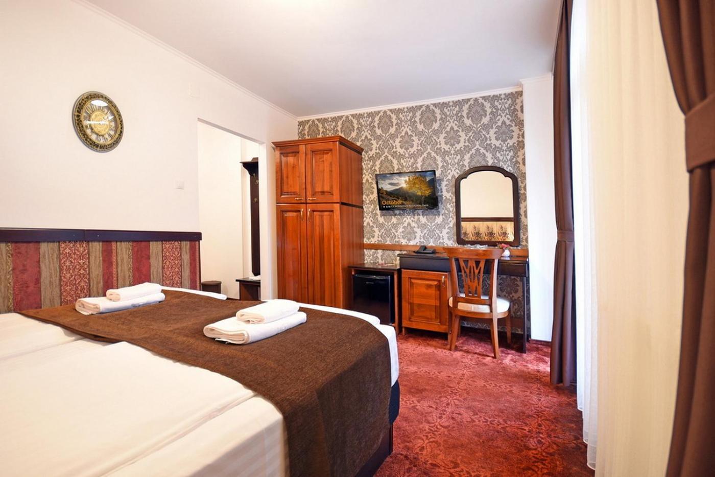 Hotel Moldavia Slănic-Moldova Buitenkant foto