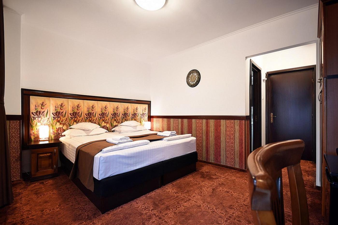 Hotel Moldavia Slănic-Moldova Buitenkant foto
