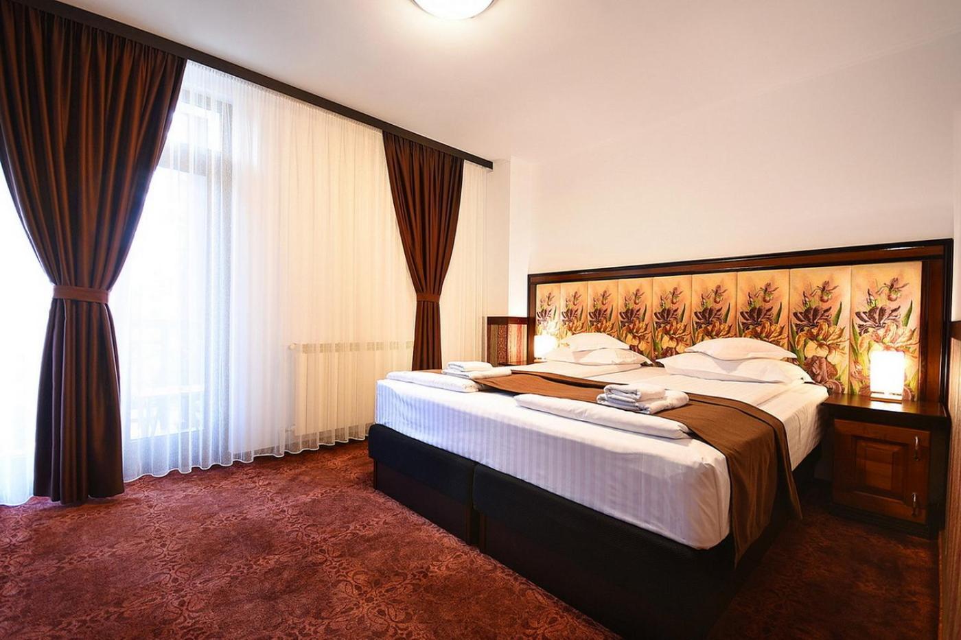 Hotel Moldavia Slănic-Moldova Buitenkant foto